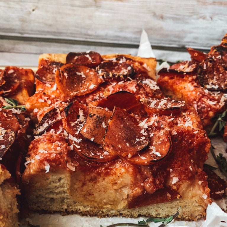 Bake@Home Pan Pizza: Meat-o (8” square)